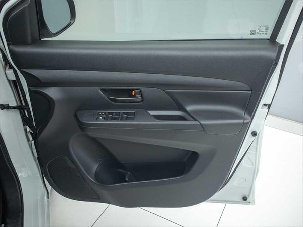 2026-Suzuki-Ertiga-15-GA image:18