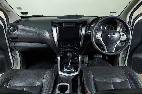 2017-Nissan-Navara-23D-LE-4x4-Auto-Double-Cab image:9