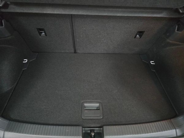 2025-Volkswagen-T-Cross-10-TSI-Auto image:17