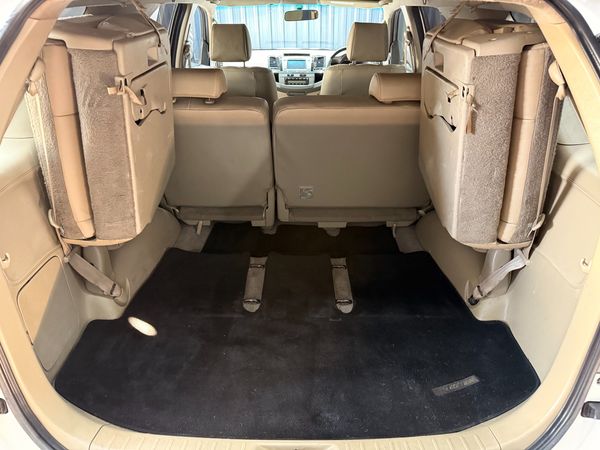 2013-Toyota-Fortuner-30-D-4D-Raised-Body-Auto image:11