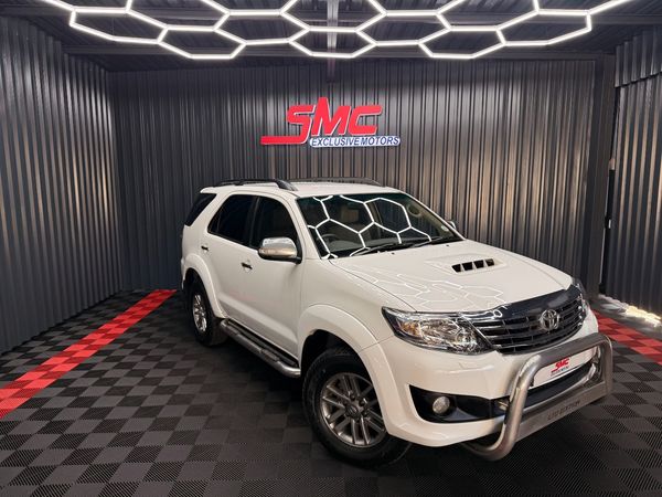 2013-Toyota-Fortuner-30-D-4D-Raised-Body-Auto image:1
