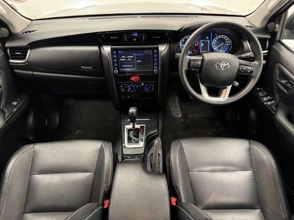 2024-Toyota-Fortuner-24-GD-6-RB-Auto image:5