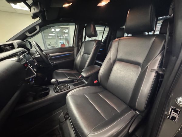 2024-Toyota-Hilux-28-GD-6-Raised-Body-Legend-RS-Auto-Double-Cab image:6