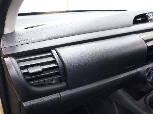 2026-Toyota-Hilux-20-VVTi-Single-Cab image:17