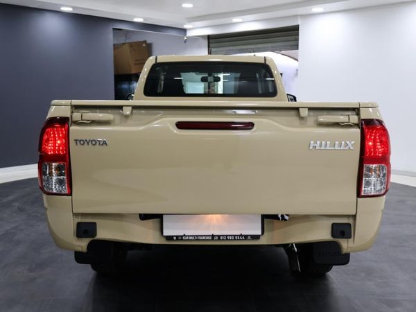 2026-Toyota-Hilux-20-VVTi-Single-Cab image:2