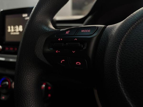 2023-Kia-Rio-14-LS-5-dr image:9