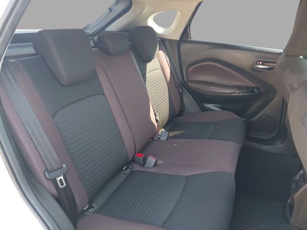 2025-Suzuki-Fronx-15-GLX-Auto image:21