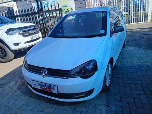 2014-Volkswagen-Polo-Vivo-16-5-dr image:3