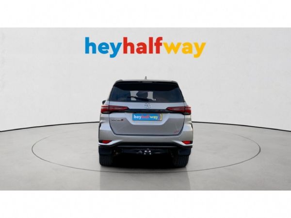 2023-Toyota-Fortuner-24-GD-6-RB-Auto image:4