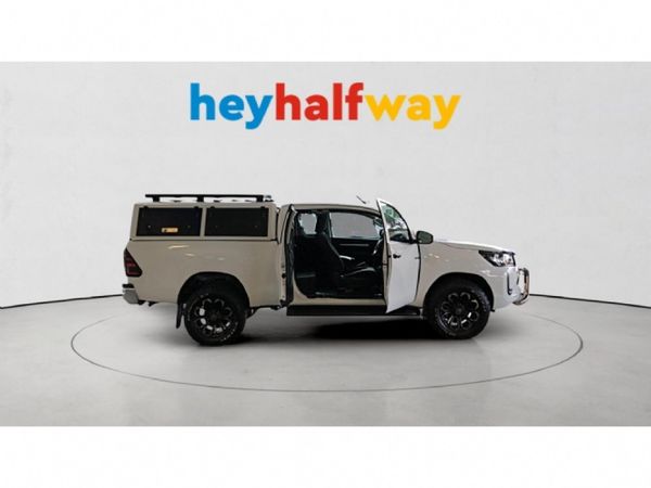 2023-Toyota-Hilux-24-GD-6-Raised-Body-Raider-Extended-Cab image:9