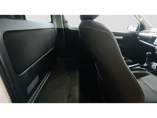 2023-Toyota-Hilux-24-GD-6-Raised-Body-Raider-Extended-Cab image:12
