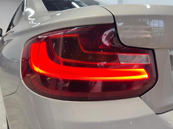 2016-BMW-2-Series-220d-Coupe-Sport-Auto image:5