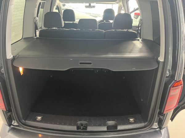 2018-Volkswagen-Caddy-Alltrack-20-TDI-Auto-103kW image:10