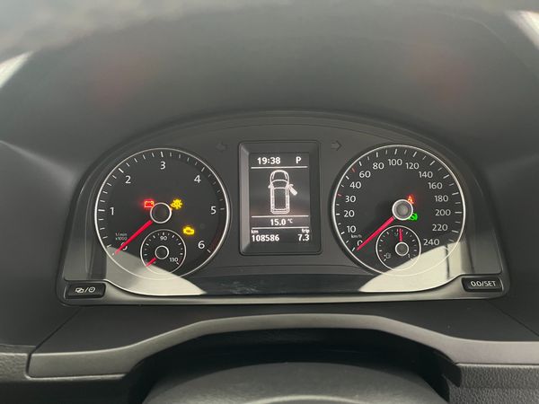 2018-Volkswagen-Caddy-Alltrack-20-TDI-Auto-103kW image:13