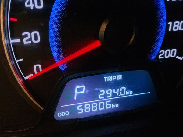 2015-Hyundai-Grand-i10-2015-Hyundai-Grand-i10-125-Fluid-Auto image:12