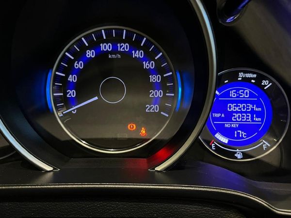 2023-Honda-WR-V-12-Elegance image:7