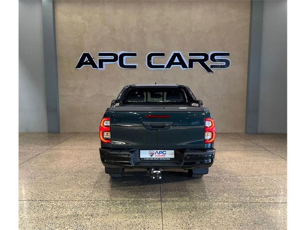 2025-Toyota-Hilux-28-GD-6-RB-Legend-55-4x4-Auto-Double-Cab image:4