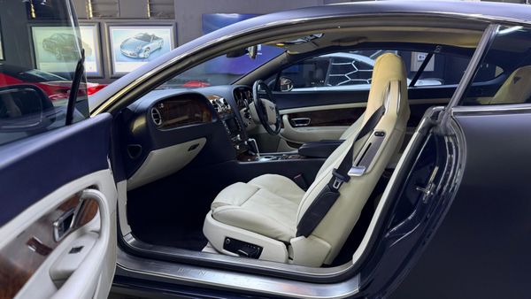 2005-Bentley-Continental-GT image:11