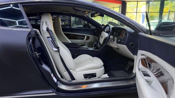 2005-Bentley-Continental-GT image:8