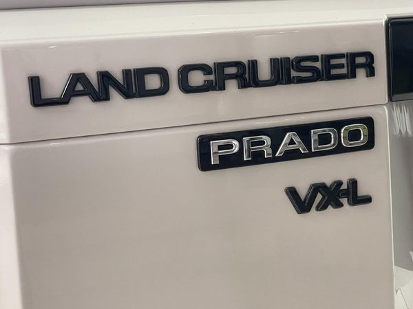 2026-Toyota-Land-Cruiser-Prado-28-GD-VX-L-Auto image:5