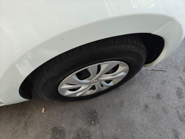 2020-Suzuki-Swift-12-GL image:14