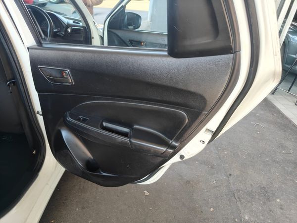 2020-Suzuki-Swift-12-GL image:15
