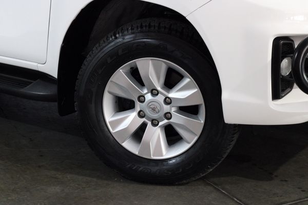 2019-Toyota-Hilux-24-GD-6-Raised-Body-SRX-Single-Cab image:4