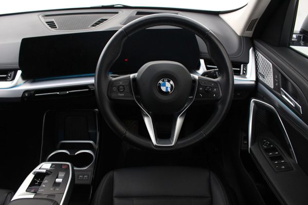 2022-BMW-X1-sDrive18d-xLine image:5