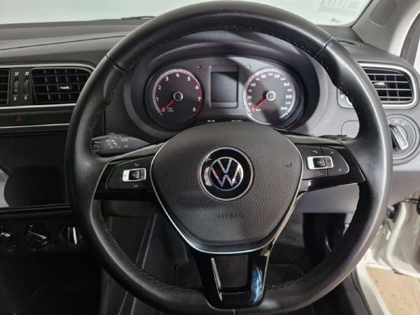 2025-Volkswagen-Polo-Vivo-16-Style image:14