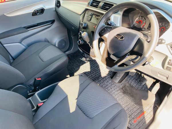 2019-Mahindra-KUV-100-12-TD-K6-NXT image:8