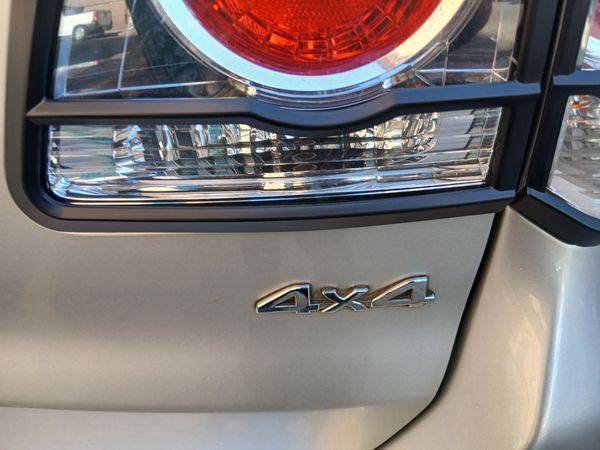 2010-Toyota-Fortuner-30-D-4D-Raised-Body-4x4 image:15