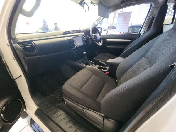 2024-Toyota-Hilux-24-GD-6-Raised-Body-Raider-Single-Cab image:6
