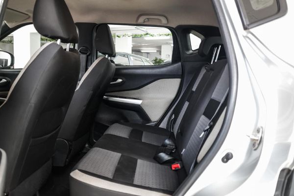 2023-Nissan-Magnite-10T-Acenta-Auto image:11
