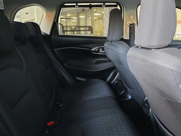 2026-Toyota-Urban-Cruiser-15-XR-Auto image:15