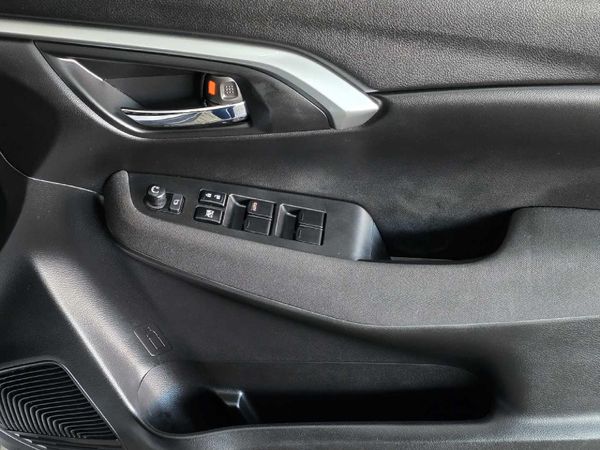 2026-Toyota-Urban-Cruiser-15-XR-Auto image:24