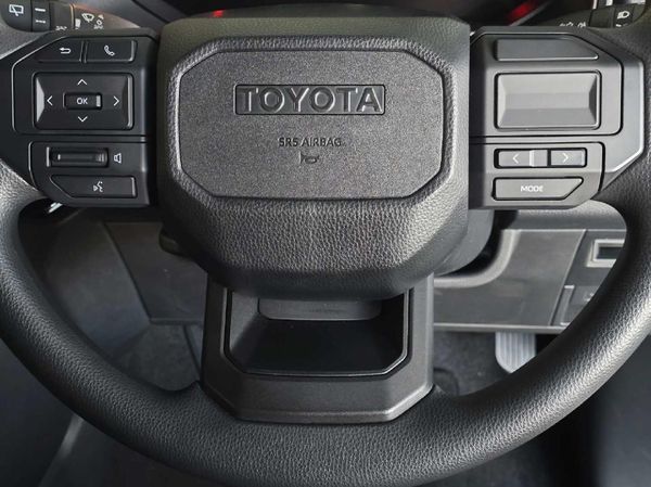 2026-Toyota-Land-Cruiser-FJ-27-GX-Auto image:27