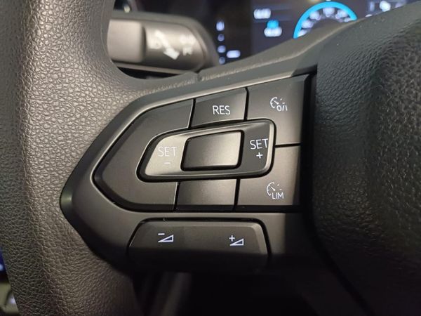 2026-Volkswagen-Amarok-20-TDI-125kW-Auto-Double-Cab image:10