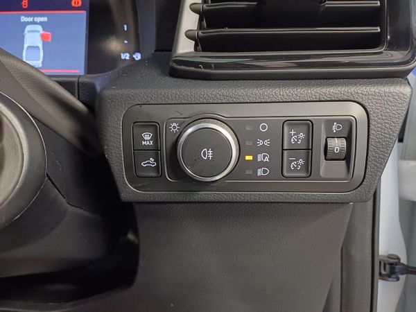2026-Volkswagen-Amarok-20-TDI-125kW-Auto-Double-Cab image:22