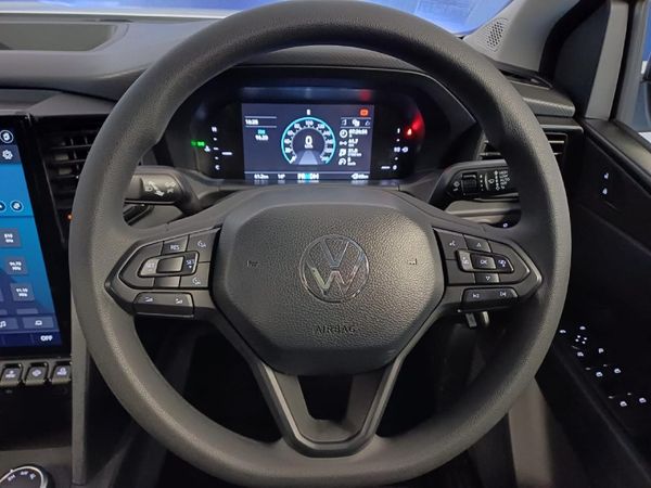 2026-Volkswagen-Amarok-20-TDI-125kW-Auto-Double-Cab image:7