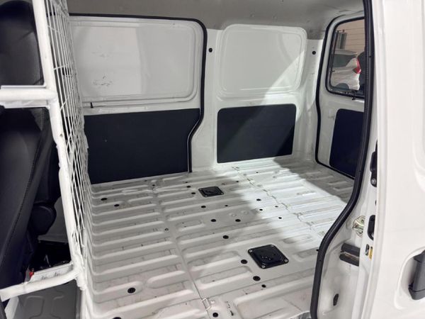 2025-Suzuki-Eeco-12-Panel-Van image:9