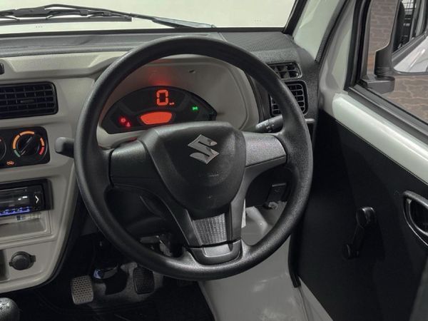 2025-Suzuki-Eeco-12-Panel-Van image:11