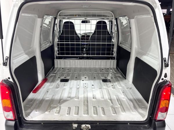2025-Suzuki-Eeco-12-Panel-Van image:13