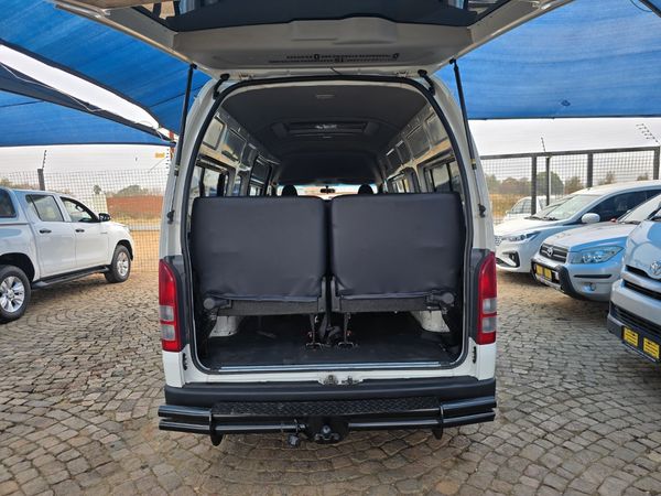 2021-Toyota-Quantum-25-D-4D-Sesfikile-16-seat image:7