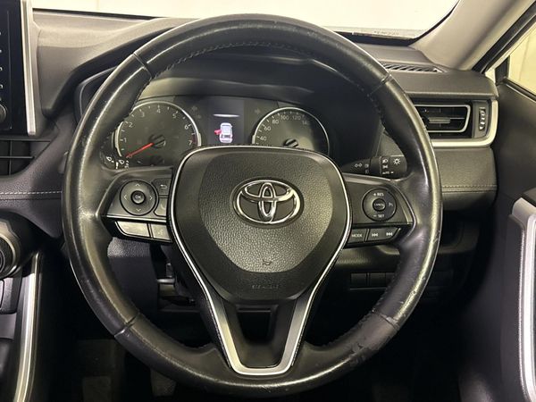 2020-Toyota-RAV4-20-GX image:11