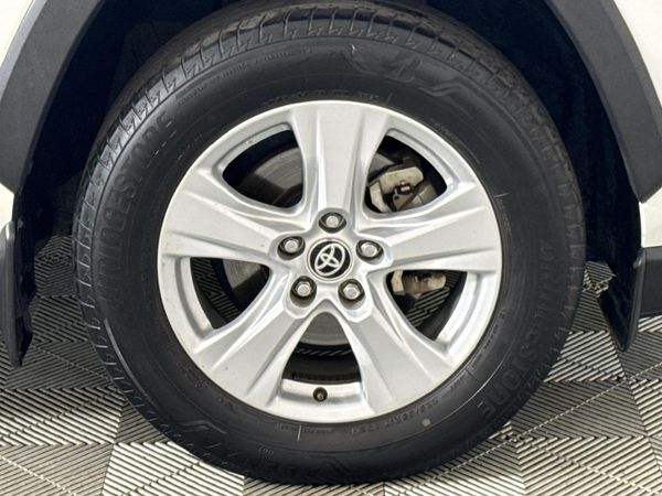 2020-Toyota-RAV4-20-GX image:5