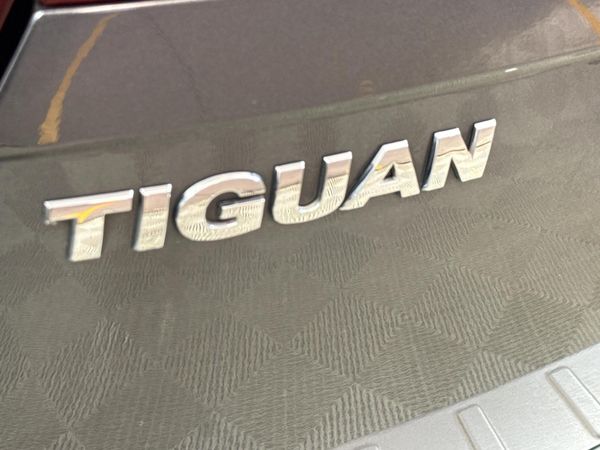 2018-Volkswagen-Tiguan-20-TDI-Highline-4Motion-Auto image:10
