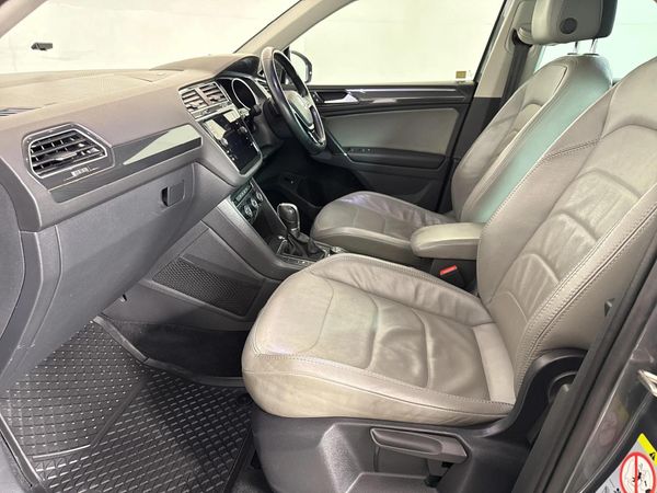 2018-Volkswagen-Tiguan-20-TDI-Highline-4Motion-Auto image:8