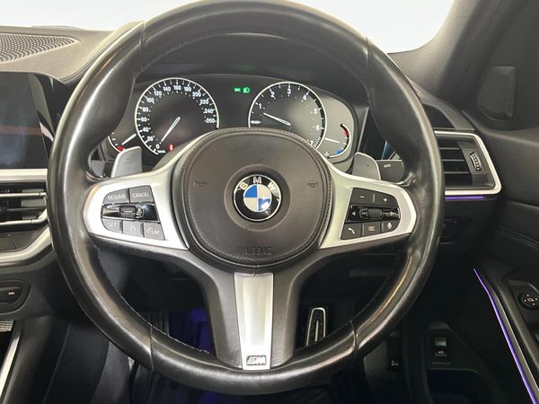 2019-BMW-3-Series-330i-M-Sport-Launch-Edition image:12