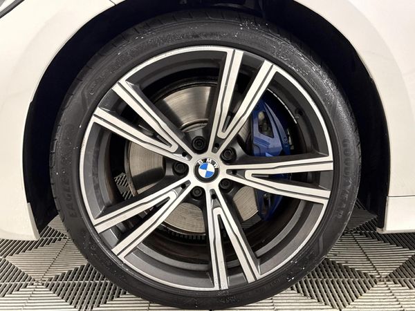 2019-BMW-3-Series-330i-M-Sport-Launch-Edition image:4