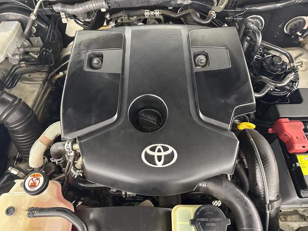 2019-Toyota-Hilux-28-GD-6-Raised-Body-Raider-Auto-Extended-Cab image:7